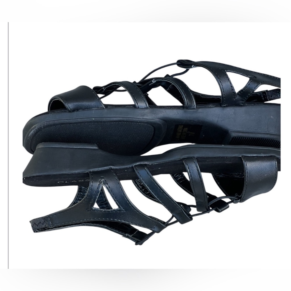 Classique Harper Black Women's Size 7 Stretch Upper 1 1/4" Heel Sandals New - Picture 7 of 11